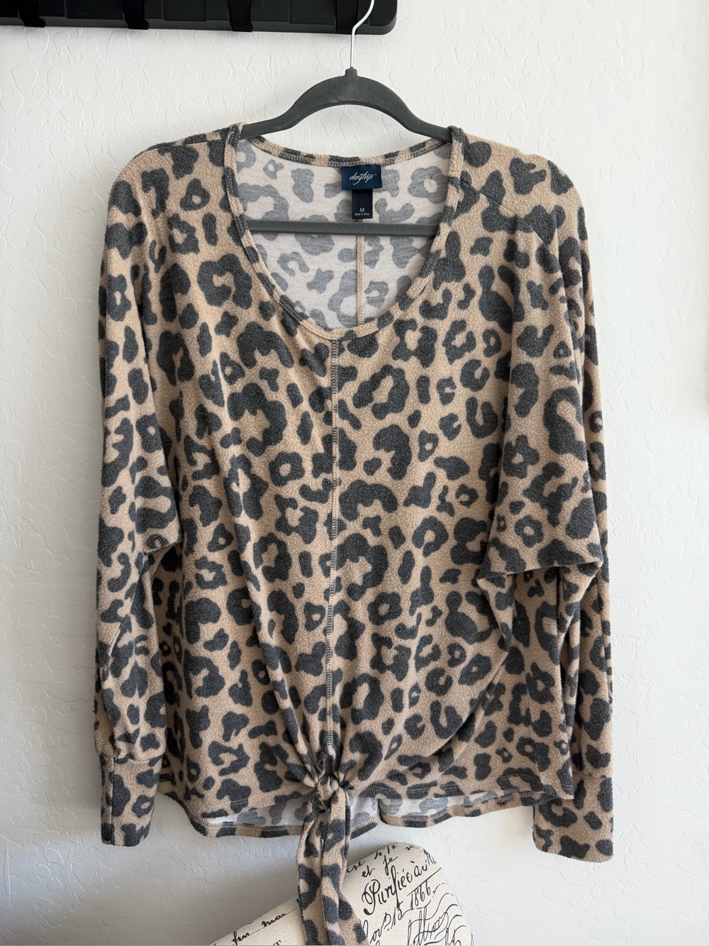 Daytrip Leopard Print Tie-Front lightweight sweater  Top - Tan & Black